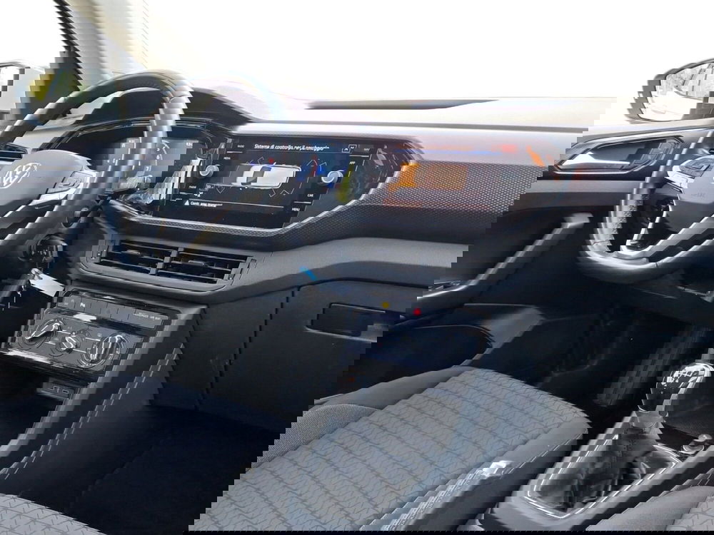 Volkswagen T-Cross usata a Siena (11)