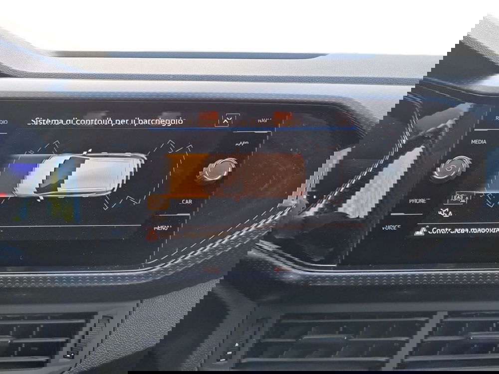 Volkswagen T-Cross usata a Siena (13)