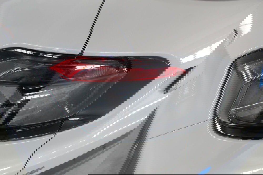 Jeep Avenger usata a Terni (17)