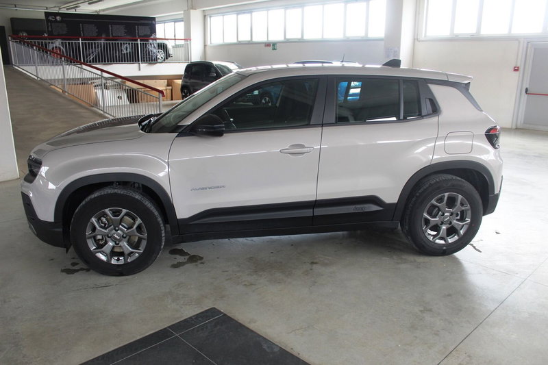 Jeep Avenger usata a Terni (6)