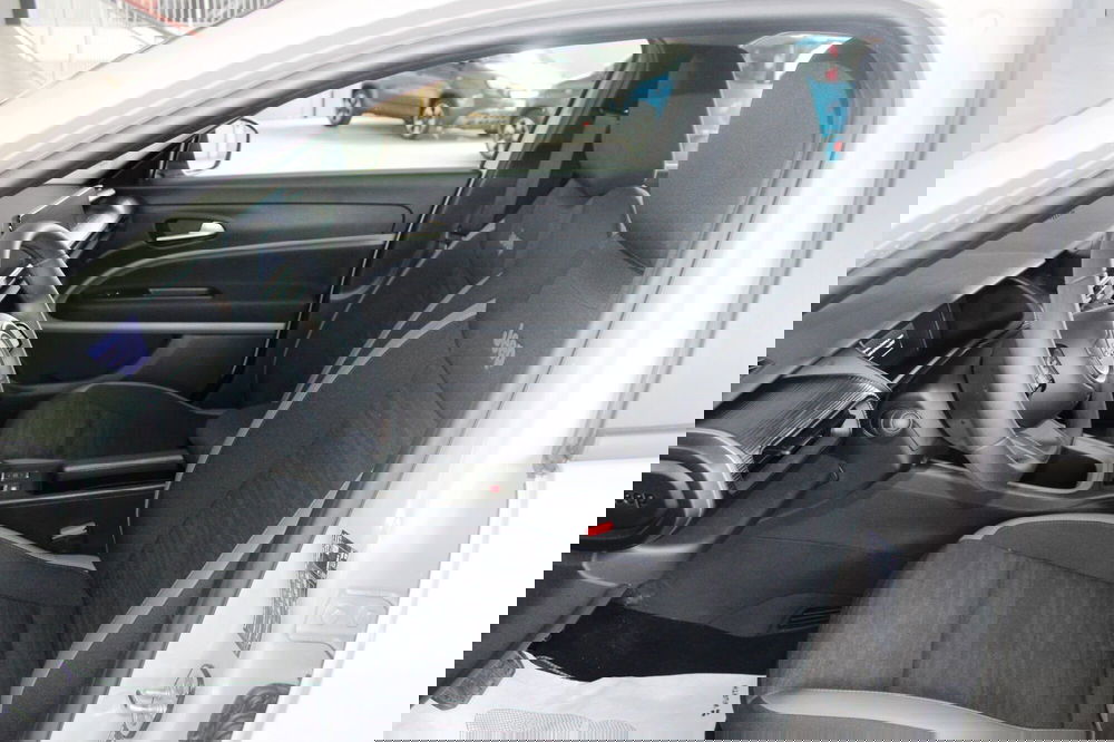 Jeep Avenger usata a Terni (7)