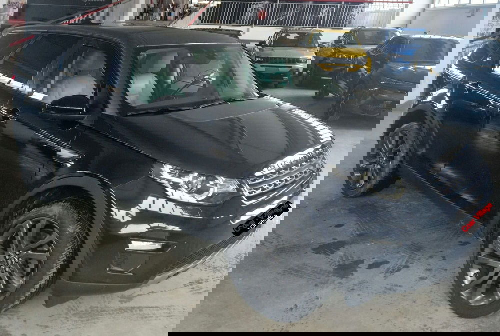 Land Rover Discovery Sport usata a Terni