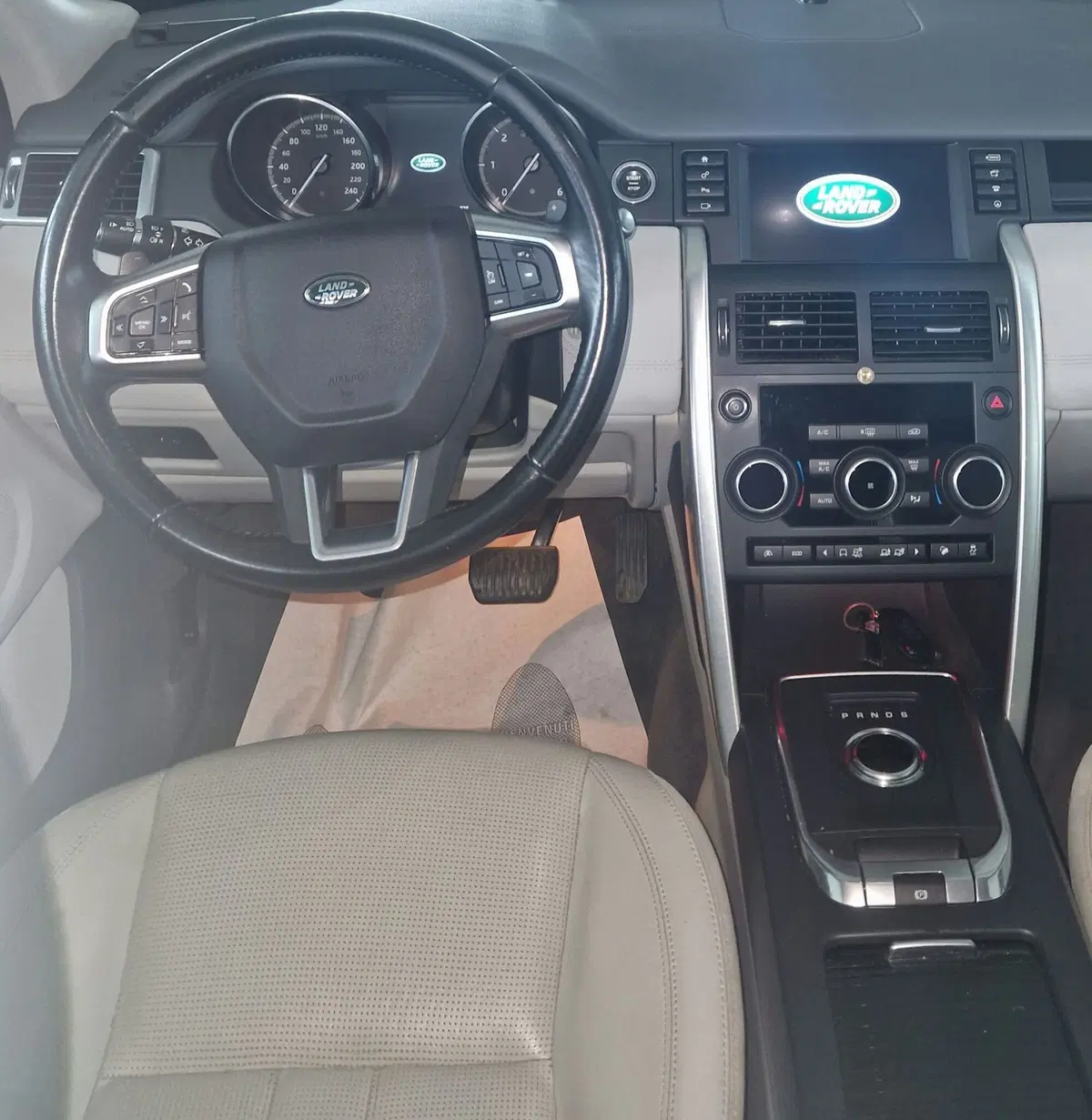 Land Rover Discovery Sport usata a Terni (11)