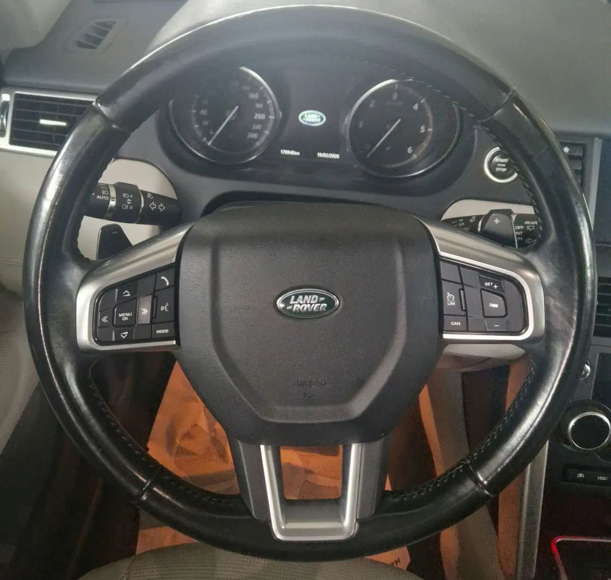 Land Rover Discovery Sport usata a Terni (12)