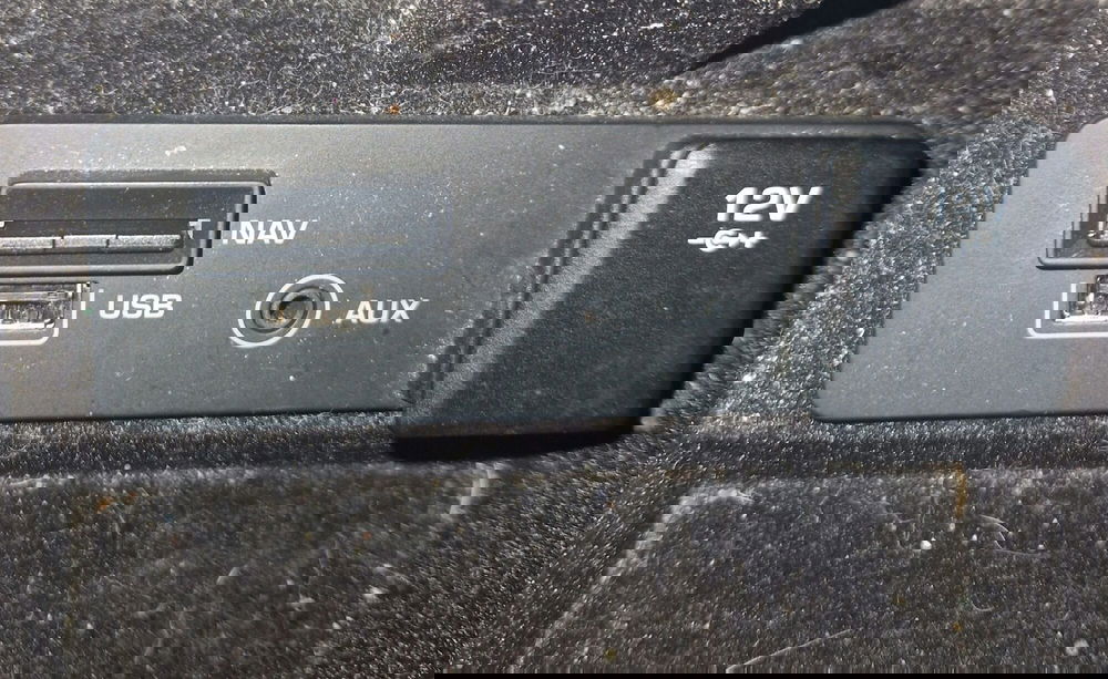 Land Rover Discovery Sport usata a Terni (13)