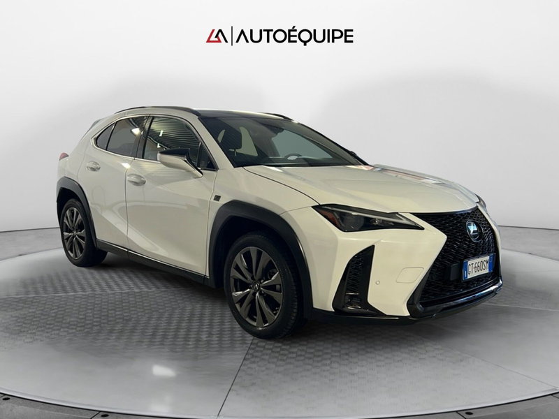 Lexus UX usata a Roma (7)