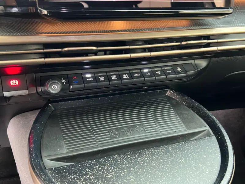 Lancia Ypsilon usata a Roma (19)