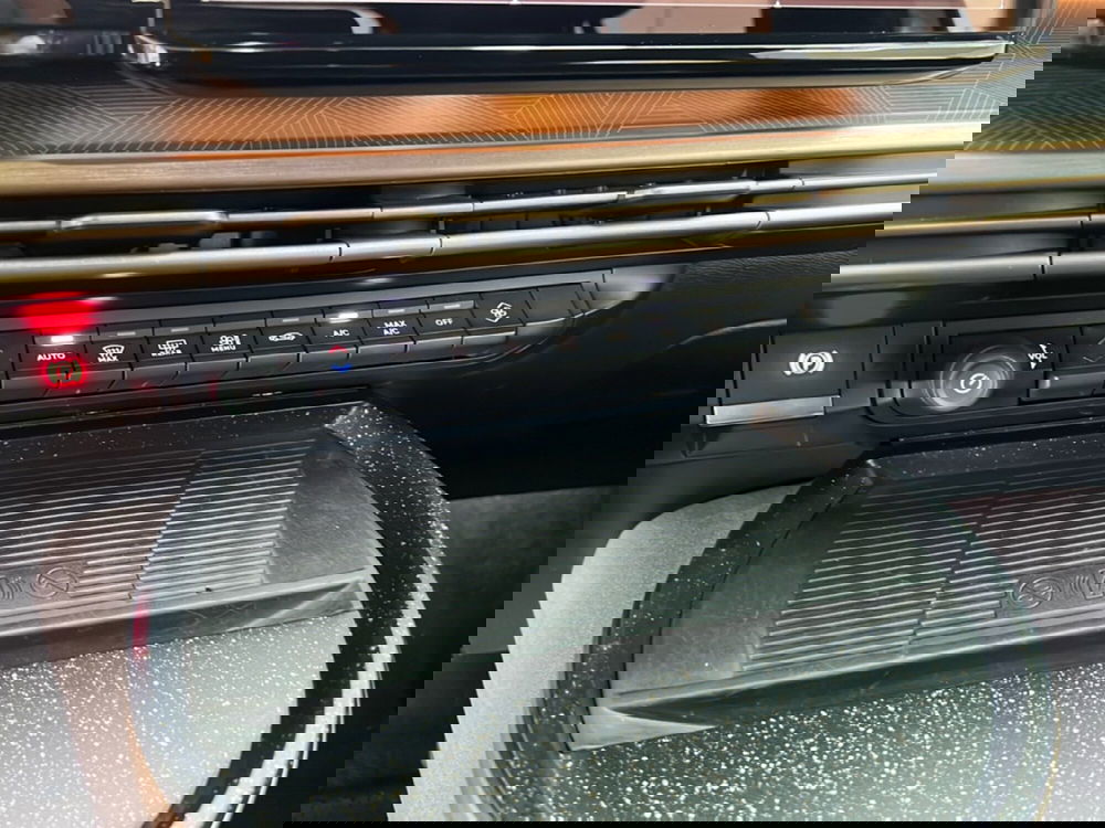 Lancia Ypsilon usata a Roma (19)