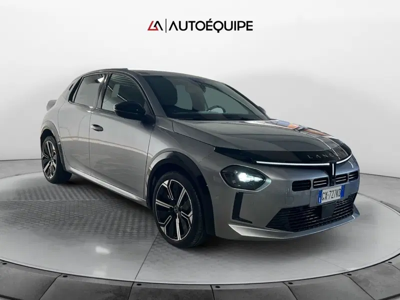 Lancia Ypsilon usata a Roma (7)