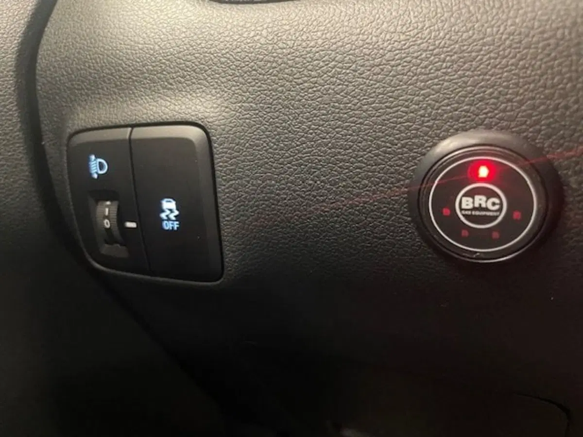 Hyundai i10 usata a Alessandria (16)