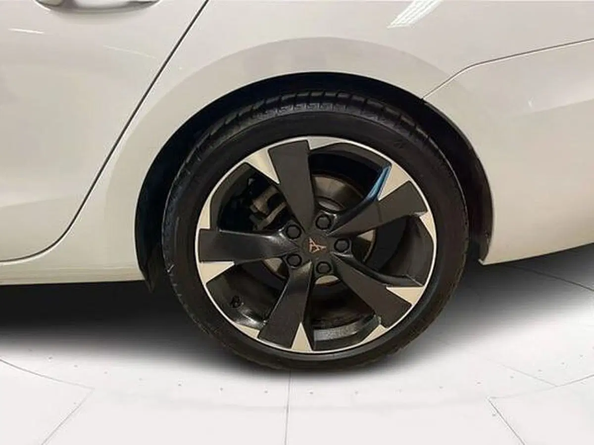 Cupra Leon Station Wagon usata a Vicenza (19)