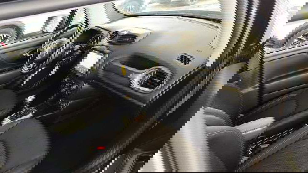 Jeep Renegade usata a Firenze (11)