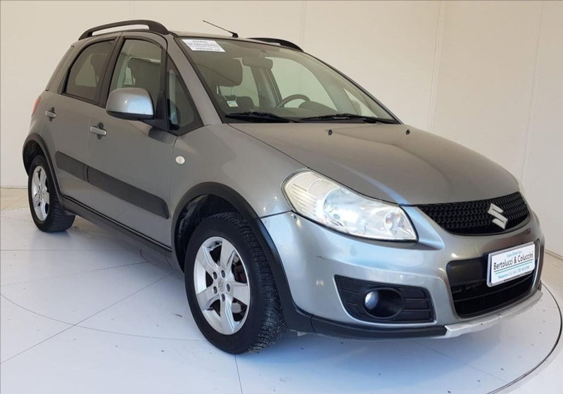 Suzuki S-Cross usata a Lucca (8)