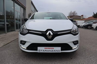Renault Clio 1.2 75 CV 5 porte Duel del 2018 usata a Staranzano