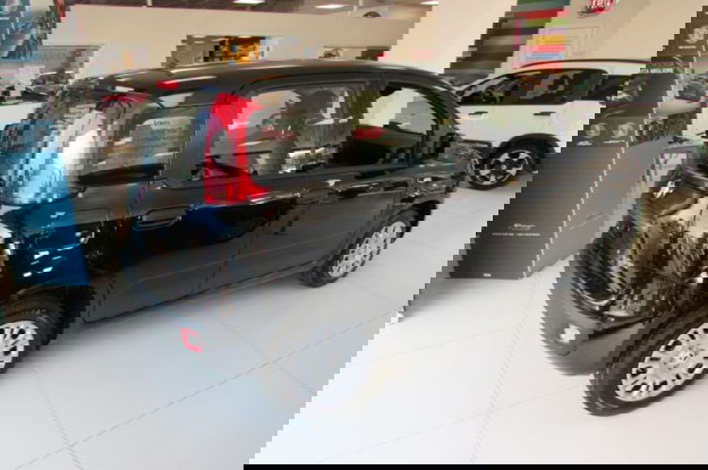 Fiat Panda nuova a Milano (3)