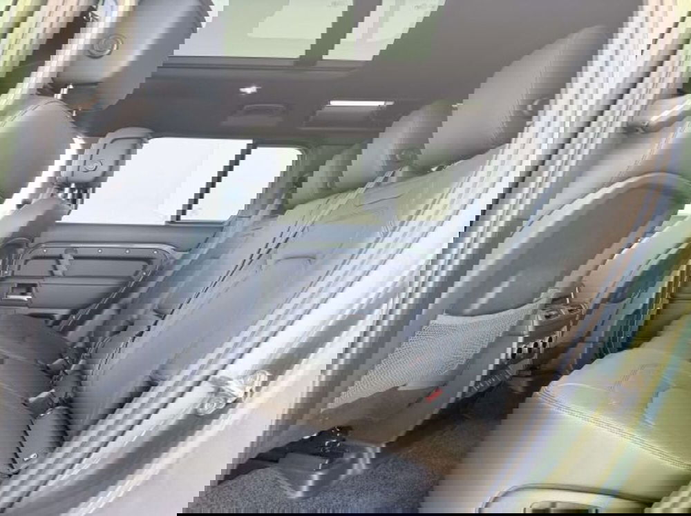 Land Rover Defender usata a Torino (11)