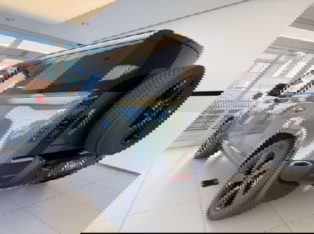 Land Rover Defender usata a Torino (13)