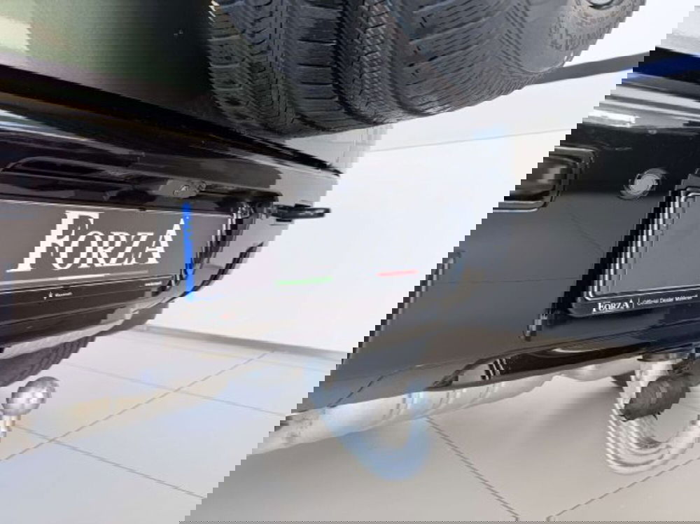 Land Rover Defender usata a Torino (14)