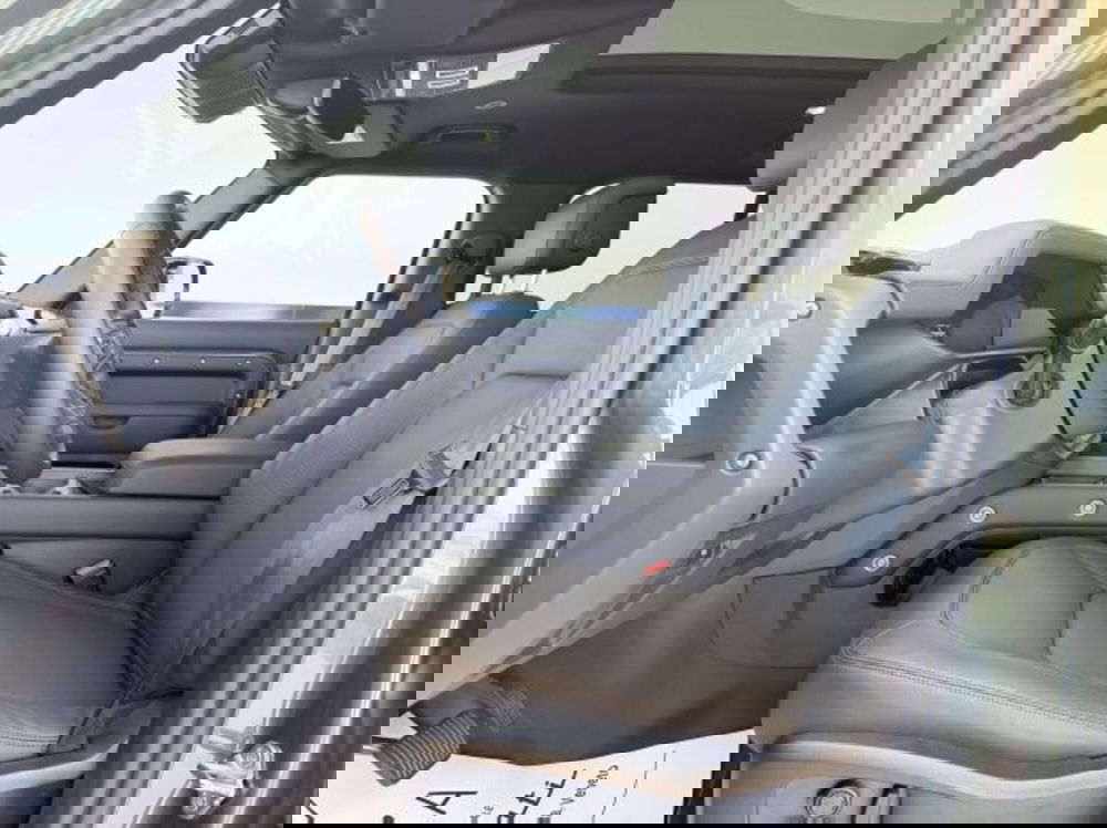 Land Rover Defender usata a Torino (5)