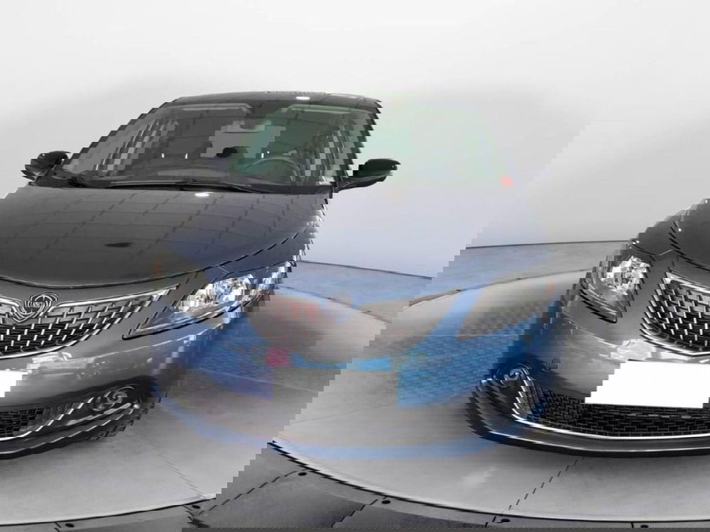 Lancia Ypsilon usata a Torino (2)