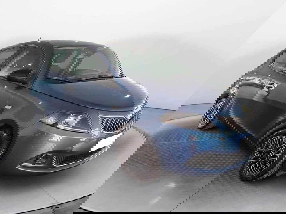 Lancia Ypsilon usata a Torino (3)