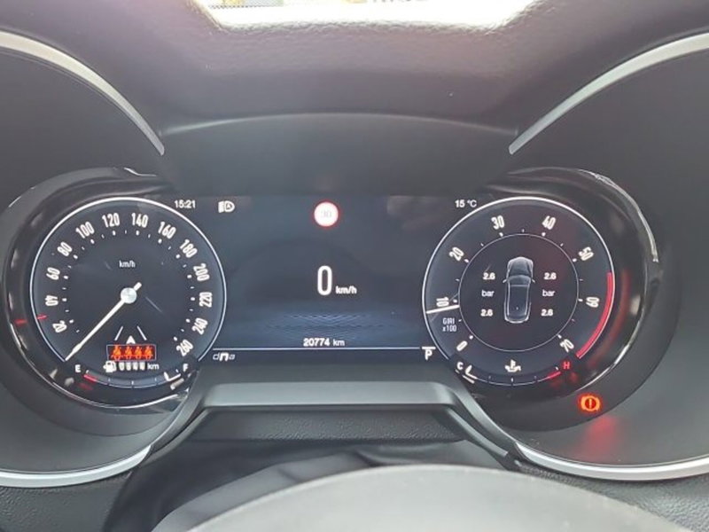 Alfa Romeo Stelvio usata a Monza e Brianza (10)