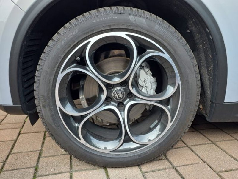 Alfa Romeo Stelvio usata a Monza e Brianza (13)