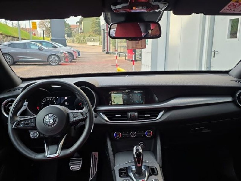 Alfa Romeo Stelvio usata a Monza e Brianza (8)