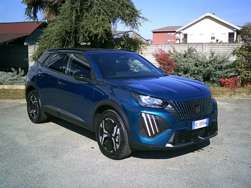 Peugeot 2008 nuova a Novara