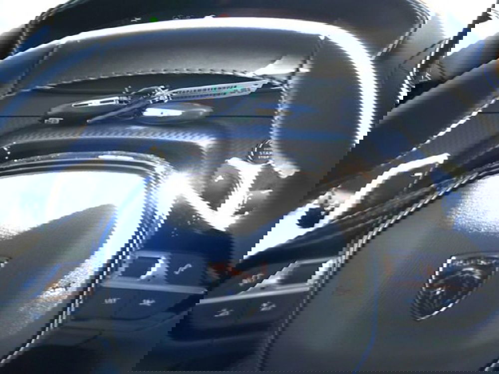 Peugeot 2008 nuova a Novara (6)