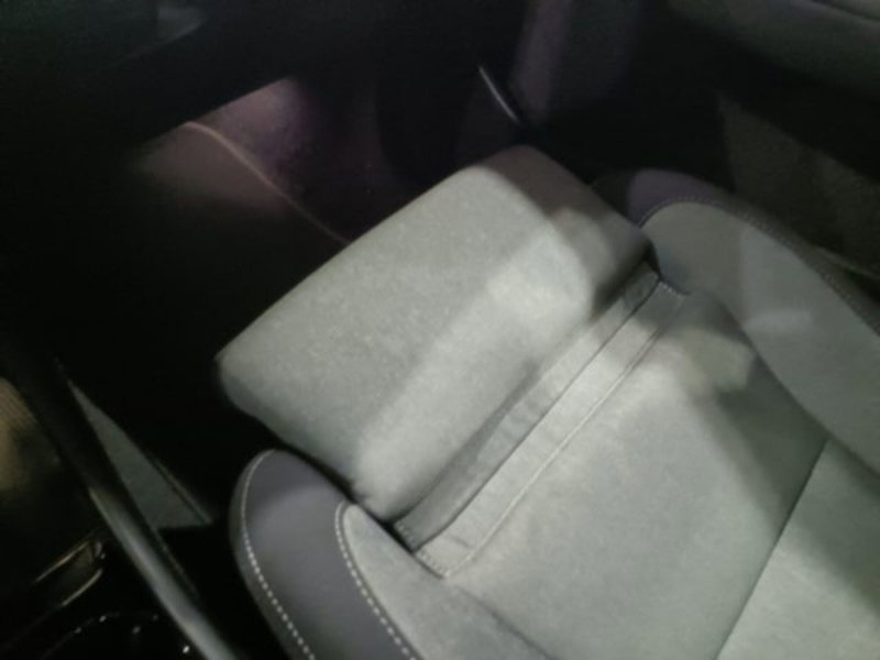 Volvo XC40 usata a Novara (9)