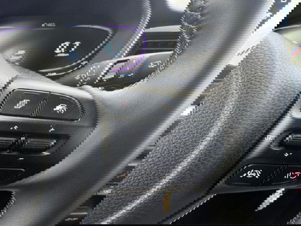 Kia Stonic usata a Como (11)