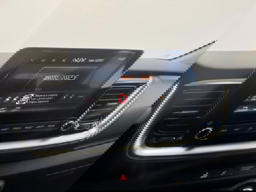 Kia Stonic usata a Como (13)