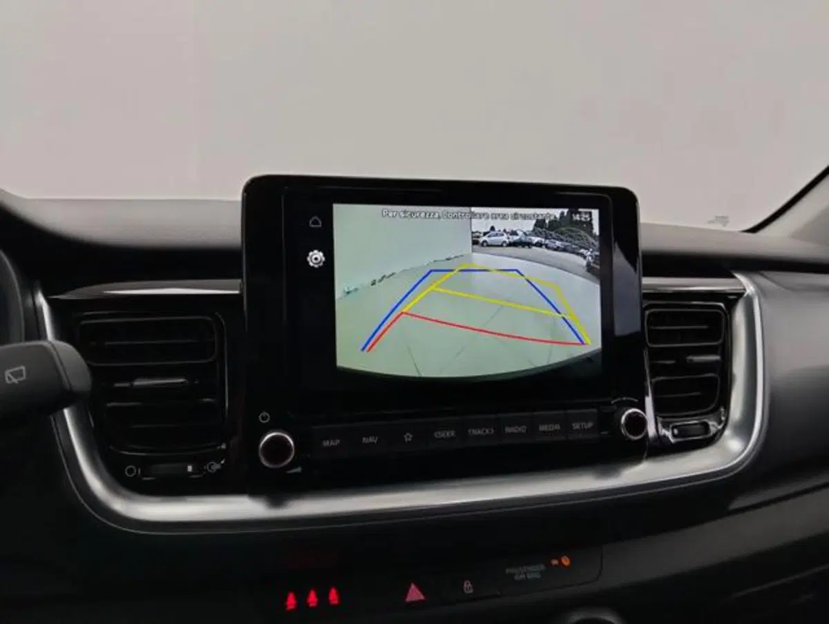 Kia Stonic usata a Como (17)