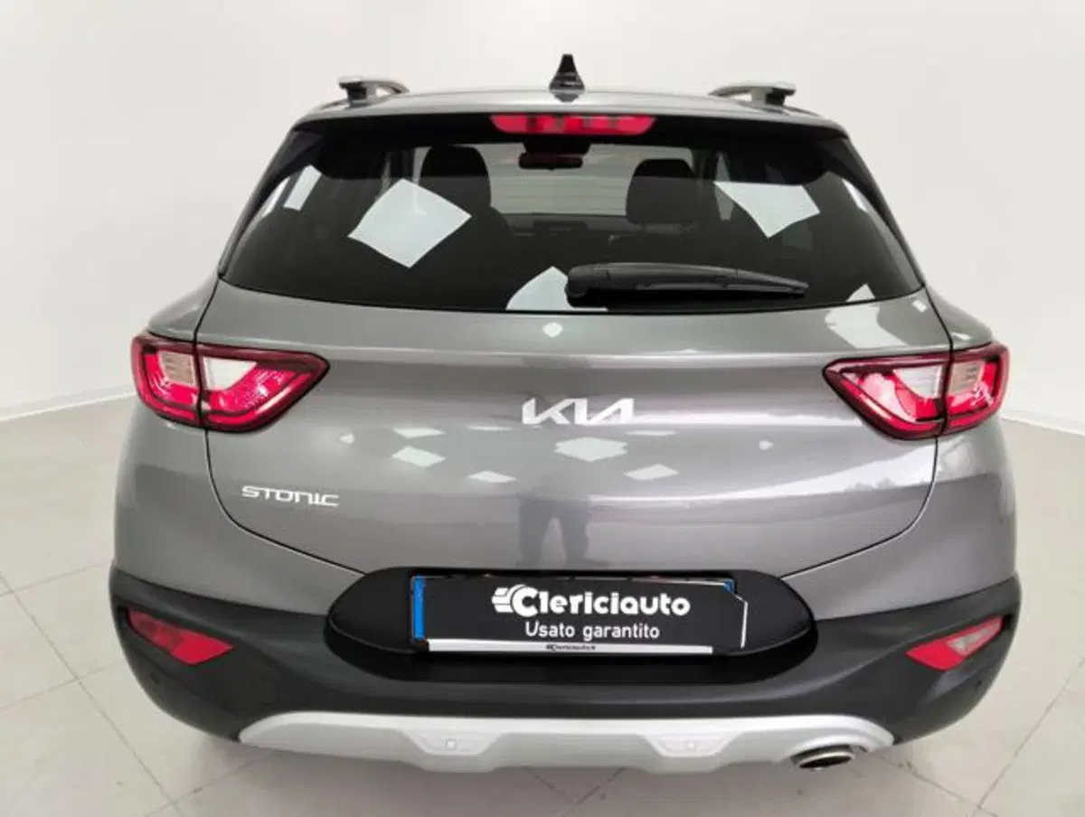Kia Stonic usata a Como (7)