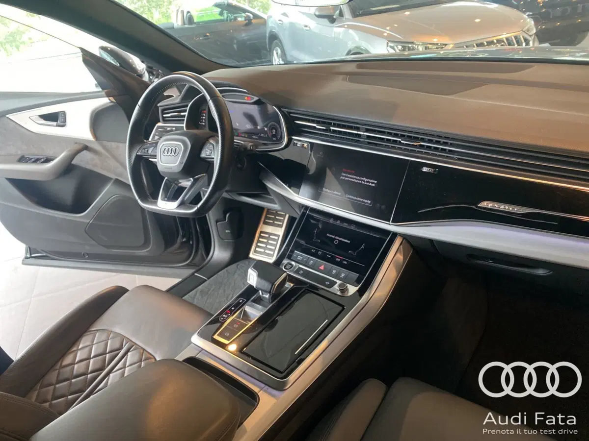 Audi Q8 usata a Catania (18)