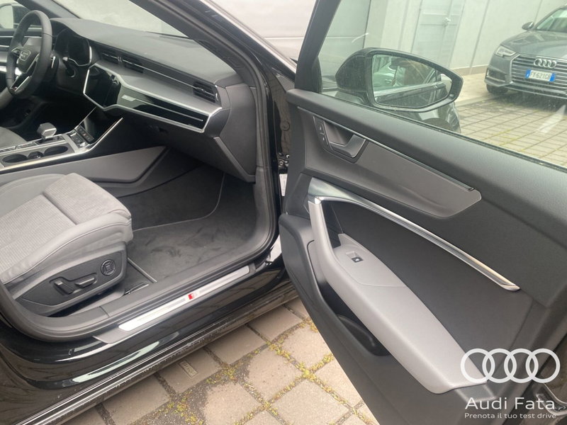 Audi A6 Avant nuova a Catania (10)