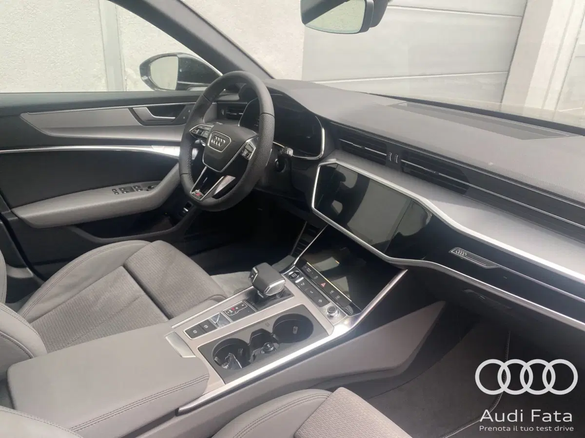 Audi A6 Avant nuova a Catania (9)