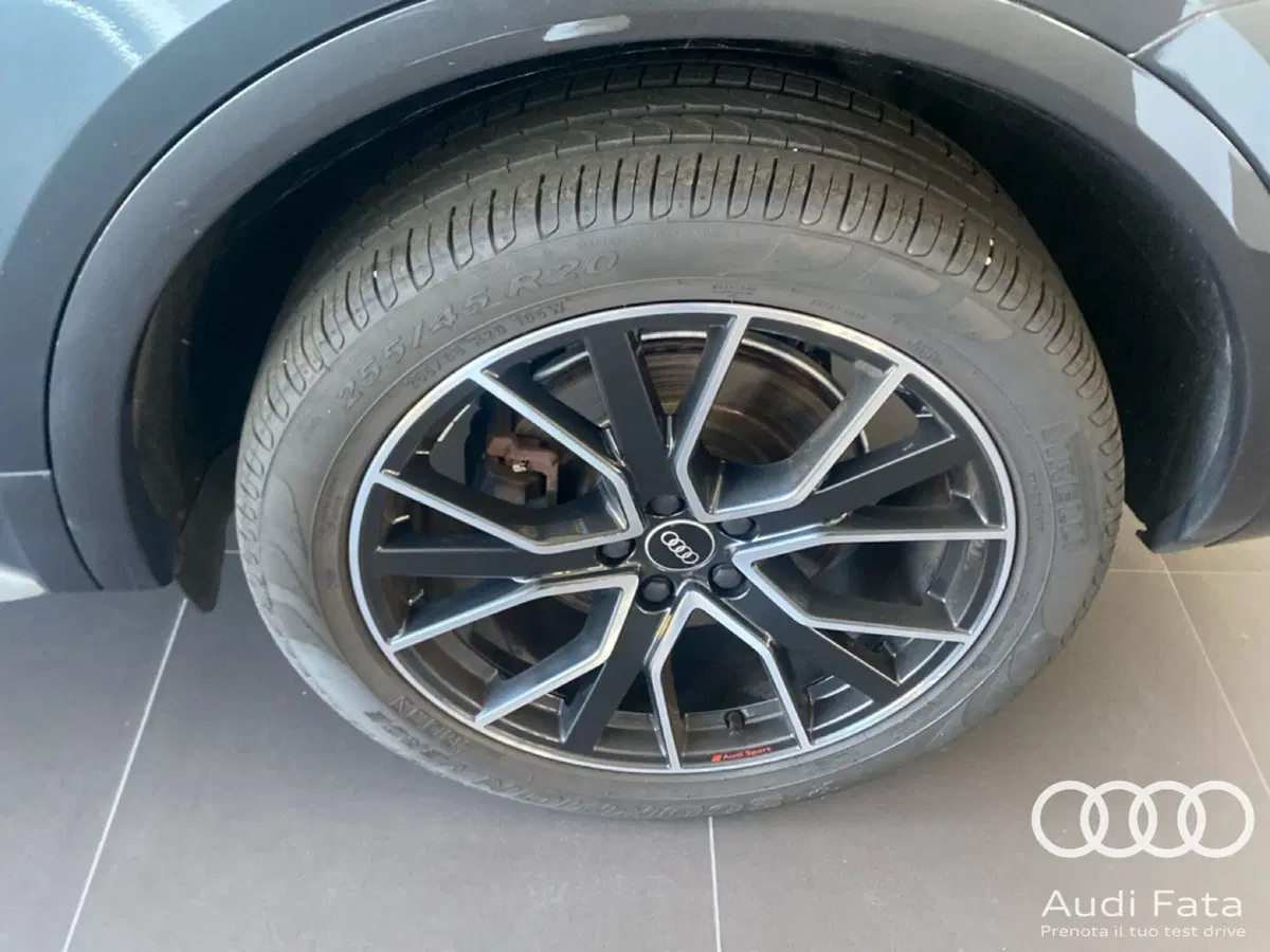 Audi Q5 Sportback usata a Catania (9)