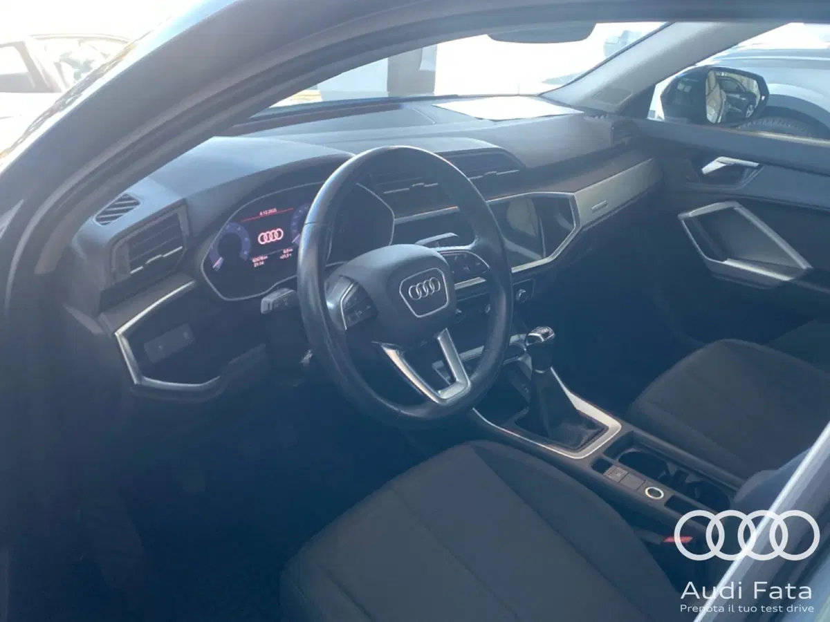 Audi Q3 usata a Catania (9)