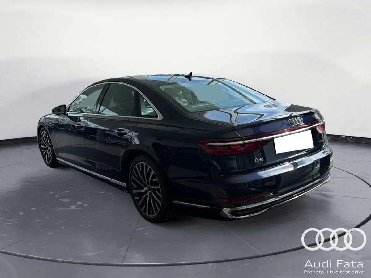 Audi A8 nuova a Catania (3)