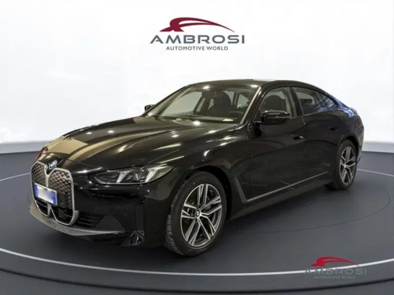 BMW i4 nuova a Perugia