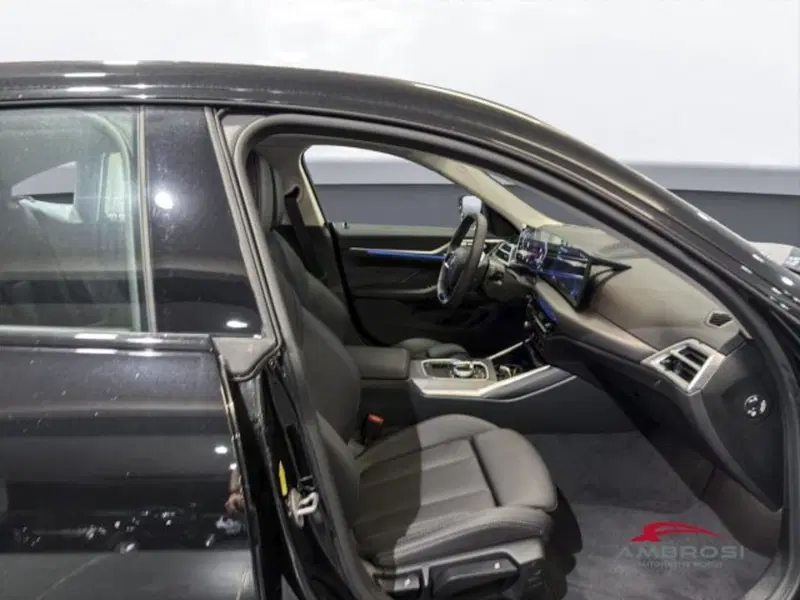 BMW i4 nuova a Perugia (10)