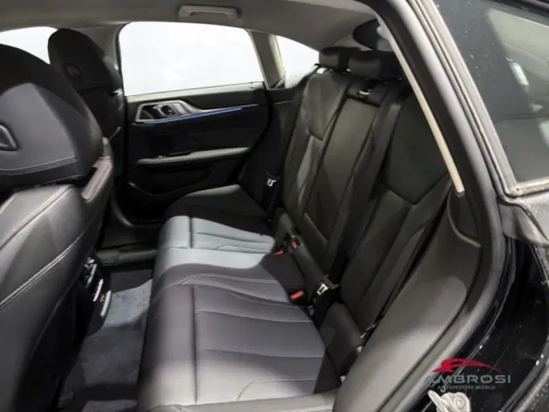 BMW i4 nuova a Perugia (11)