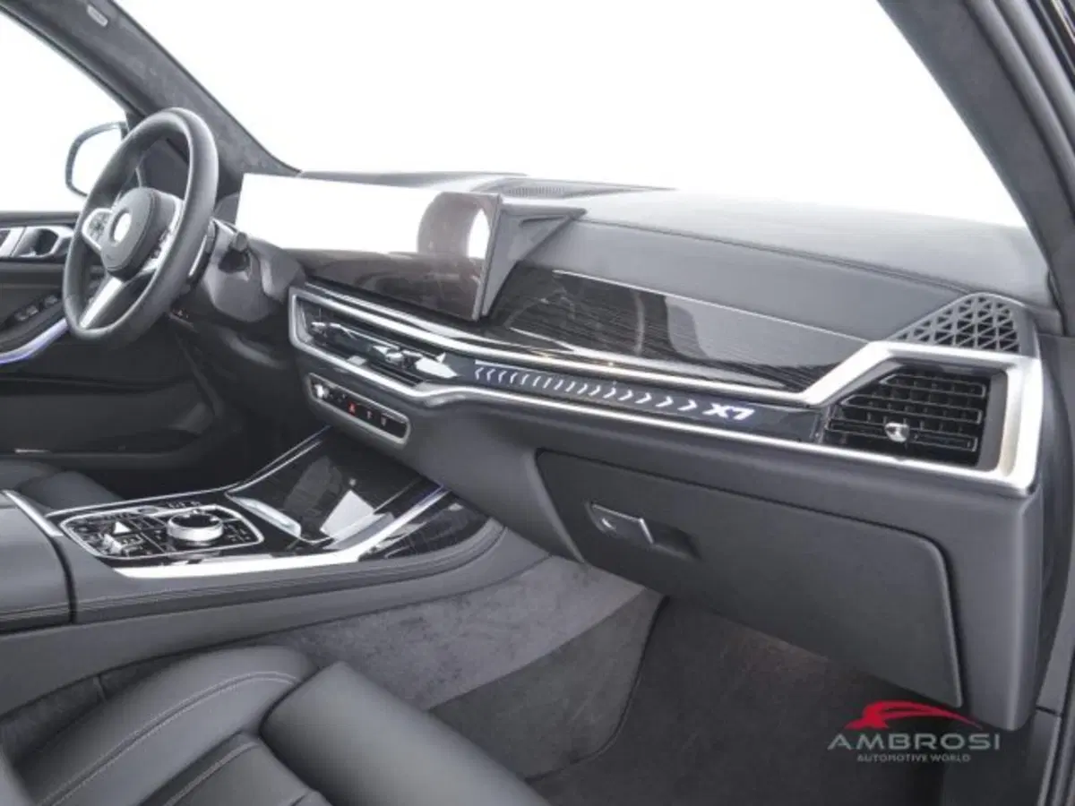 BMW X7 usata a Perugia (12)