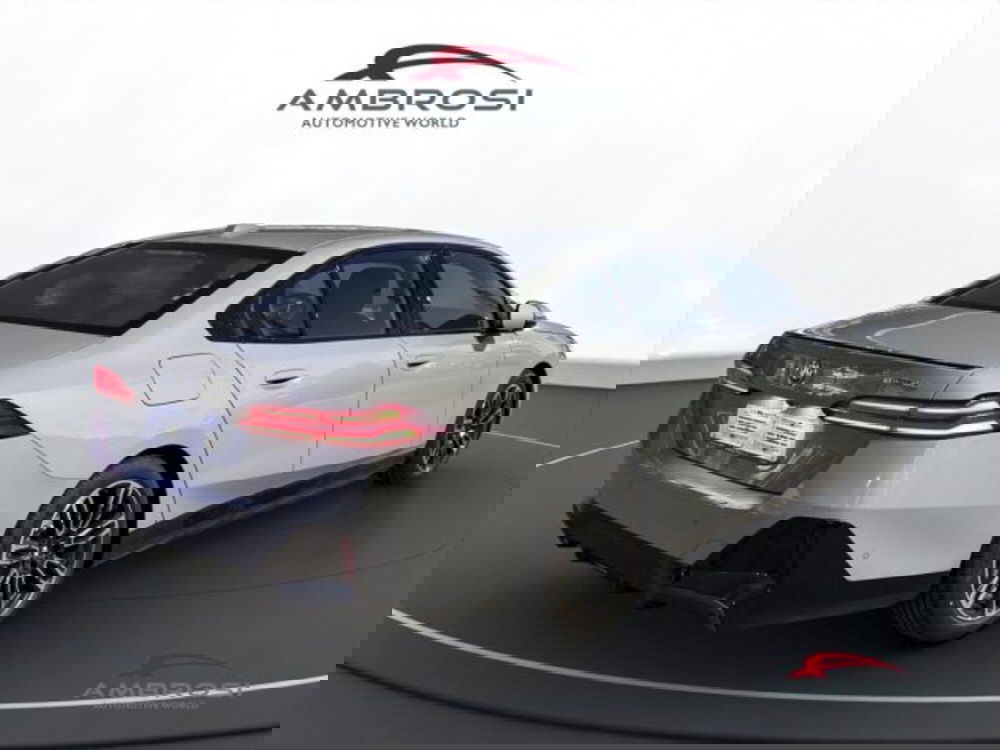 BMW i5 nuova a Perugia (3)