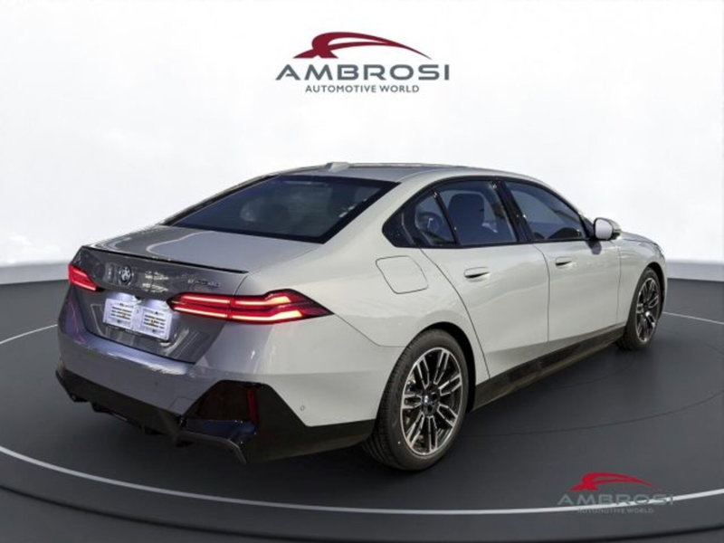 BMW i5 nuova a Perugia (3)