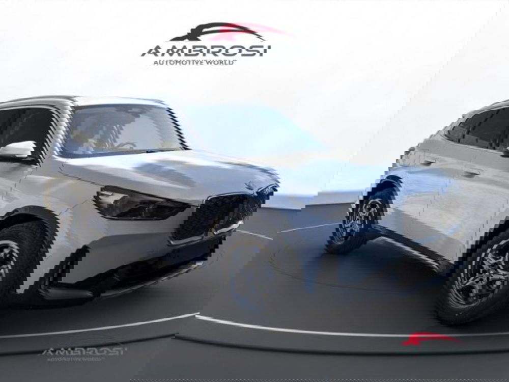 BMW iX1 nuova a Perugia (2)