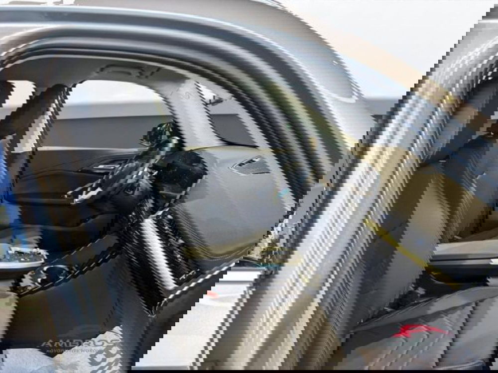 BMW iX1 nuova a Perugia (12)