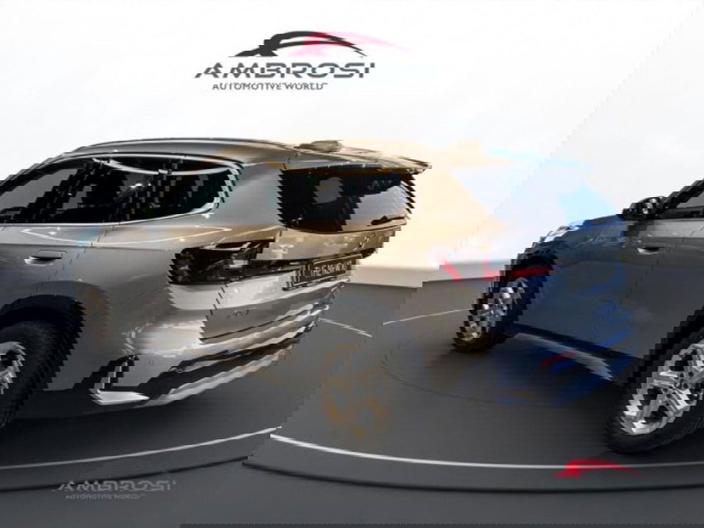 BMW iX1 nuova a Perugia (4)